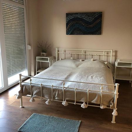 Crystal Spas Apartman-Balaton Zamárdi Zewnętrze zdjęcie