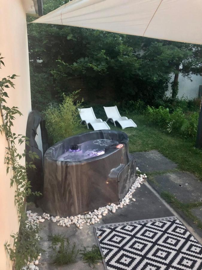 Crystal Spas Apartman-Balaton Zamárdi Zewnętrze zdjęcie